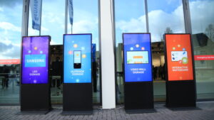 Read more about the article Interactive Digital Advertising: Transforming OOH Advertising and Digital Messaging